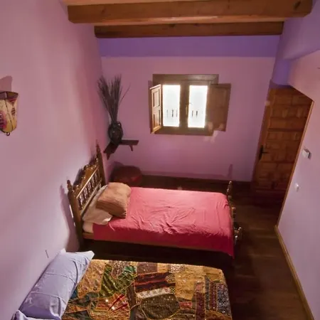 Gulnara De Sefarat Сasa de vacaciones Calatayud