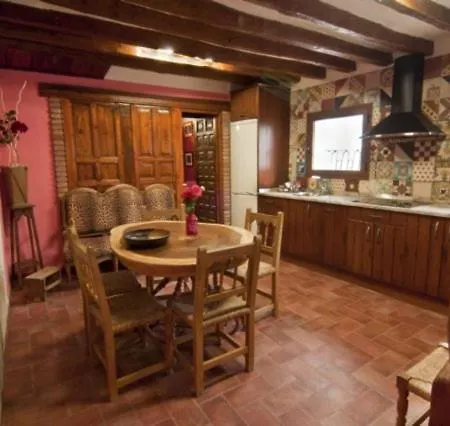 Gulnara De Sefarat Feriehus Calatayud